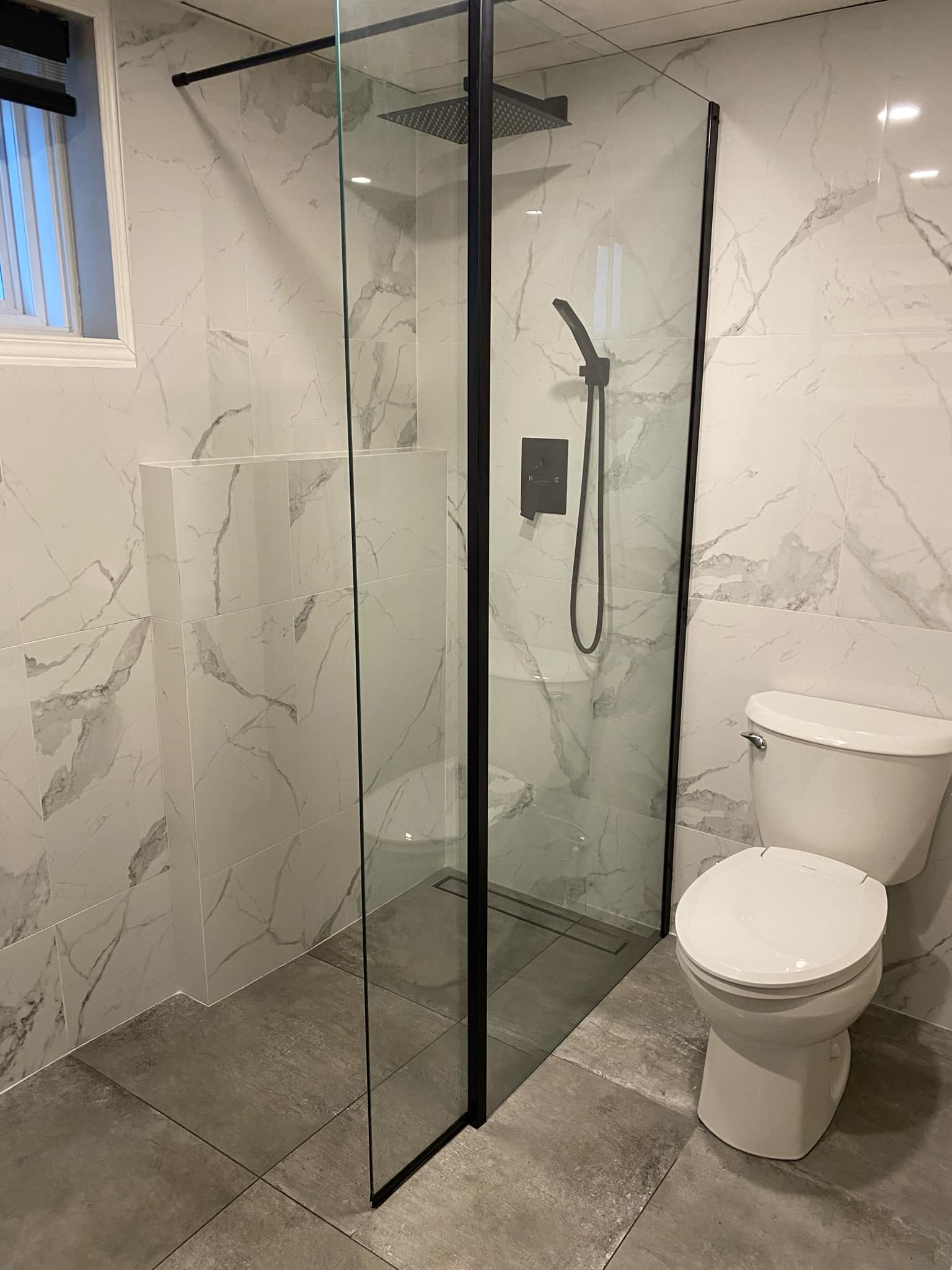 portfolio-toilet-2-shower